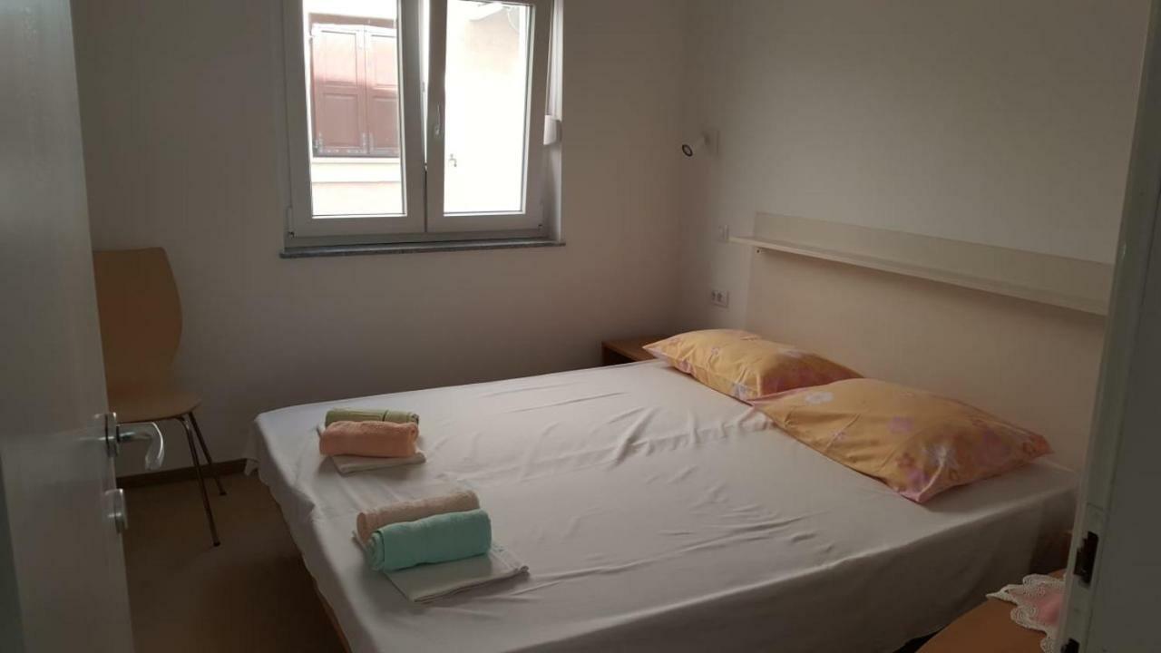 Holiday House Maretta - Apartment No 1 Lukovo Sugarje Ngoại thất bức ảnh